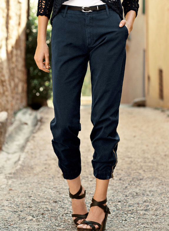 Tampil Stylish di Musim Hujan