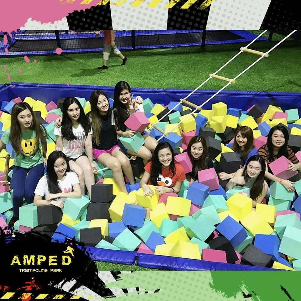 Rekomendasi Tempat Wisata Indoor di Musim Hujan