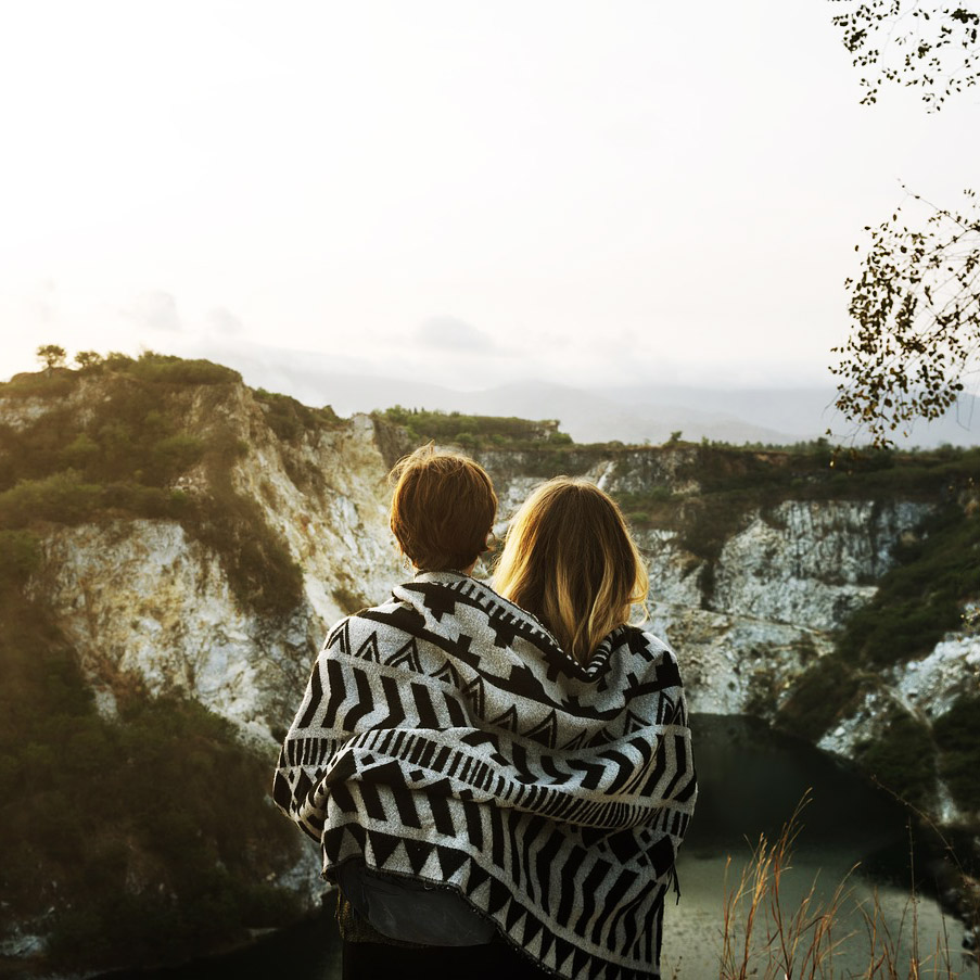 Destinasi Romantis 5 Kota Besar di Pulau Jawa yang Wajib Didatangi
